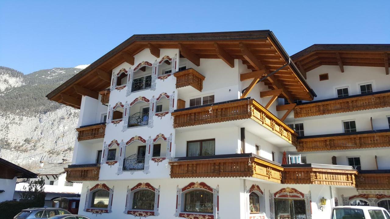 Alpenhotel Gurgltalblick Nassereith Exterior foto